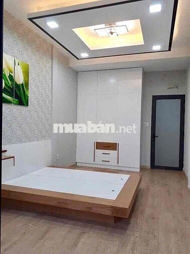 CHO THUÊ NGUYÊN CĂN NHÀ MẶT TIỀN ĐƯỜNG HÀN HẢI NGUYÊN – QUẬN 11 - KINH