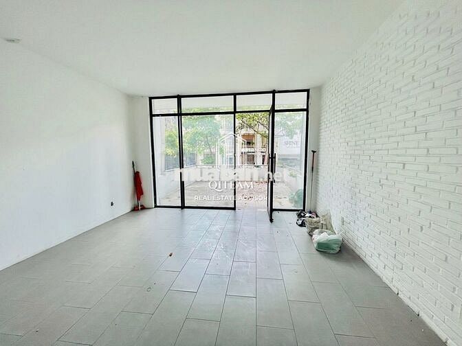 MT NGUYỄN THỊ MINH KHAI , QUẬN 3 ~ 5X20m - 5 TẦNG - GIÁ 75 TRIỆU