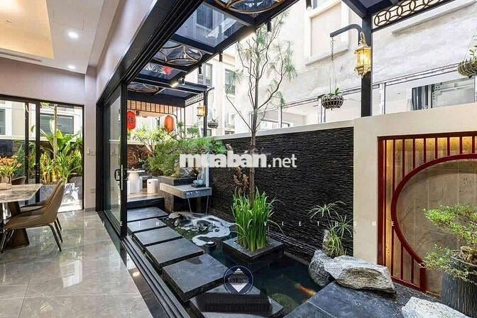 Diện tích đẹp 8 x 10. Xây dựng 4 lầu . Giá quá tốt.