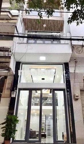 CHO THUÊ NGUYÊN CĂN NHÀ MẶT TIỀN ĐƯỜNG HÀN HẢI NGUYÊN – QUẬN 11 - KINH
