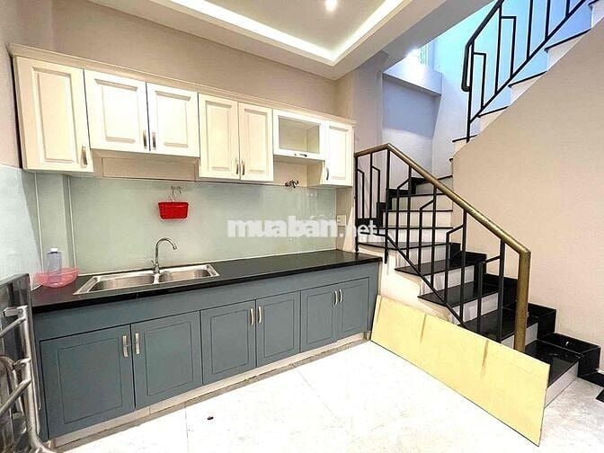 4 tỷ vừa - nhà 3 lầu HBG trục Đỗ Thúc Tịnh thuận lợi