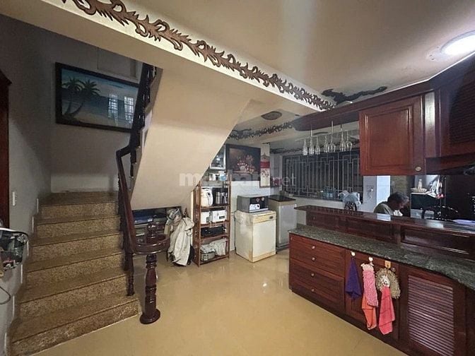 13,1 TỶ-TAN THUAN TAY.Q7-5T 11x10M, NHÀ SÂN VƯỜN RỘNG TIỆN MỞ VPKD