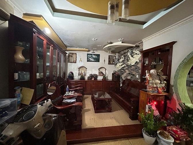 13,1 TỶ-TAN THUAN TAY.Q7-5T 11x10M, NHÀ SÂN VƯỜN RỘNG TIỆN MỞ VPKD