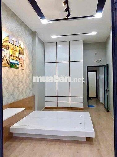 CHO THUÊ NGUYÊN CĂN NHÀ MẶT TIỀN ĐƯỜNG HÀN HẢI NGUYÊN – QUẬN 11 - KINH