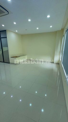 Cho Thuê Nhà Liền Kề 6 Tầng,Thang Máy đ: Nam Trung Yên,Cầu Giấy