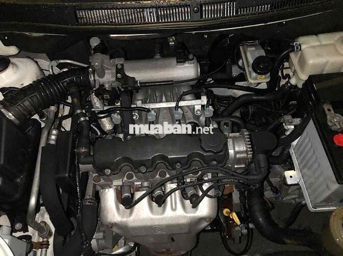 Chevrolet Aveo Trắng 5 chỗ