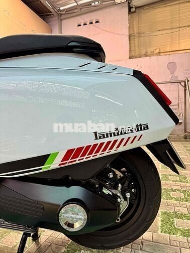 Lambretta 125 ABS Trắng Đen 1852 km 2026