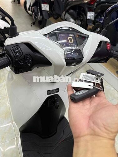 Honda SH 350i 2022 Trắng Thái Lan