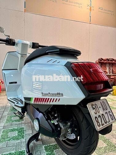 Lambretta 125 ABS Trắng Đen 1852 km 2026