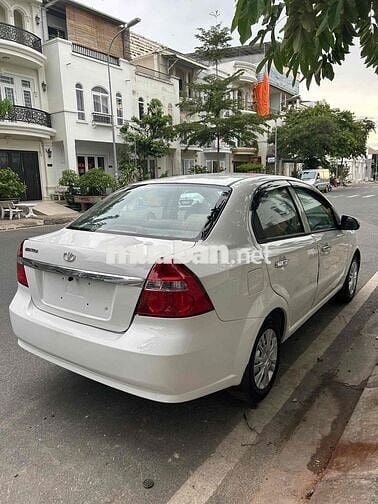 Daewoo Gentra 2008 Trắng 5 chỗ