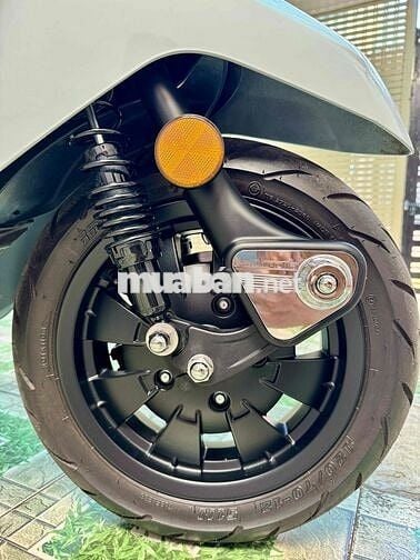 Lambretta 125 ABS Trắng Đen 1852 km 2026