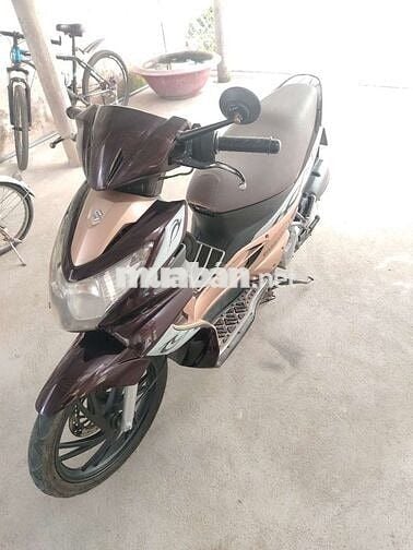 Suzuki Hayate Nâu Xe tay ga
