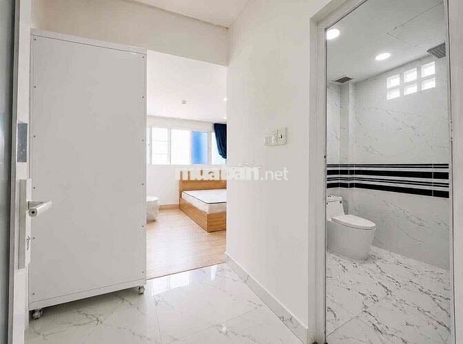 CHO THUÊ 1 PHÒNG MẶT TIỀN ĐƯỜNG BÙI HỮU NGHĨA SÁT Q1