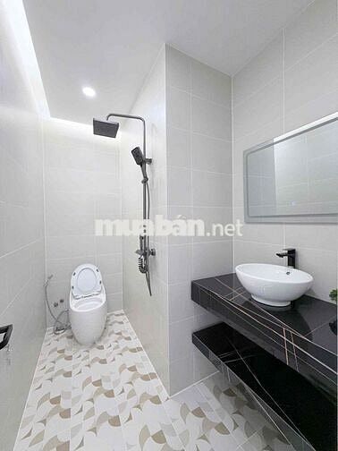 5Tầng,Âu Dương Lân,5Phòng Ngủ ,DTS:194m sát hẻm Xe Hơi ,Sổ Hồng Riêng