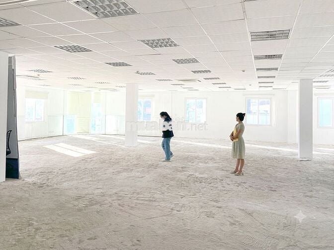 BUILDING 102 NGUYỄN VĂN TRỖI PHÚ NHUẬN- HẦM 6 TẦNG NỔI, DTSD 1250m2