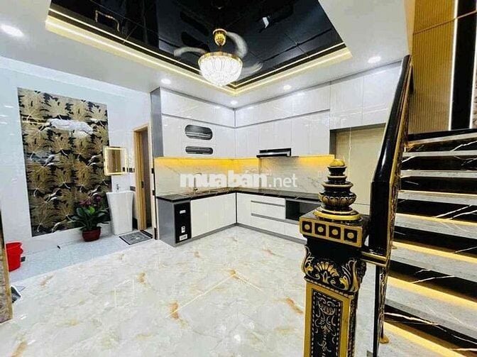 BÁN NHÀ MTKD QUẬN 8. SÁT QUẬN 1, Quận 5. DT: 53m2 - 4 Tầng - Nở hậu.