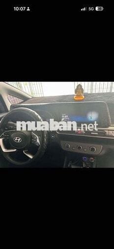 Hyundai Stargazer 7 chỗ Trắng Xăng