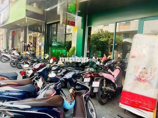 Cho Thuê Mặt Bằng Đường Hoa Lan, Phú Nhuận ( MB Rộng Có Vỉa Hè )