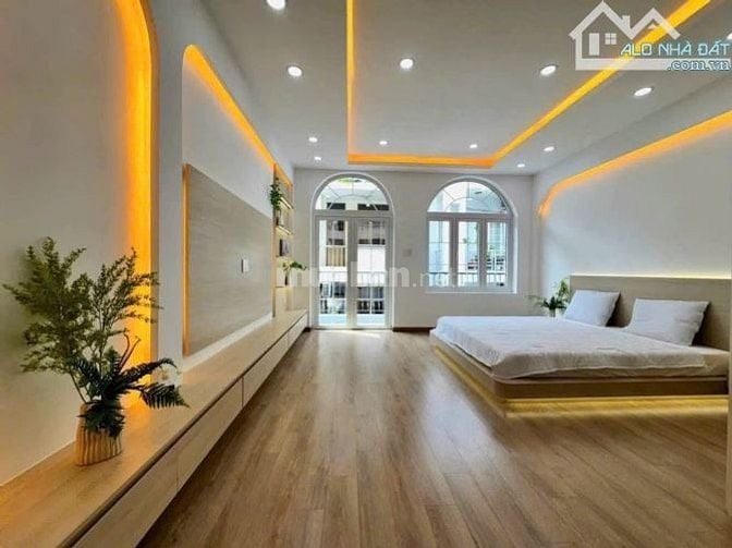 Hàng ngộp căn 4,3 tỷ đường Nguyễn Thượng Hiền, Q3 diện tích 67,5 m2