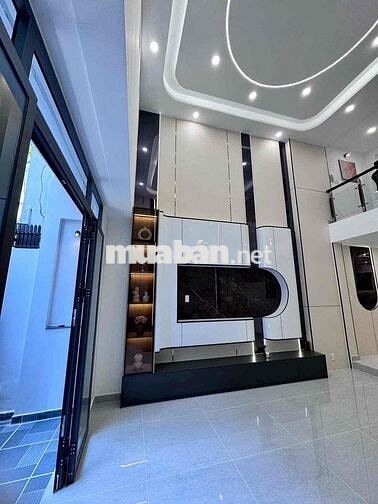 5Tầng,Âu Dương Lân,5Phòng Ngủ ,DTS:194m sát hẻm Xe Hơi ,Sổ Hồng Riêng