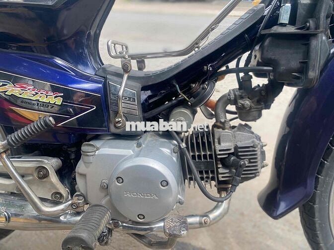 Honda Super Dream