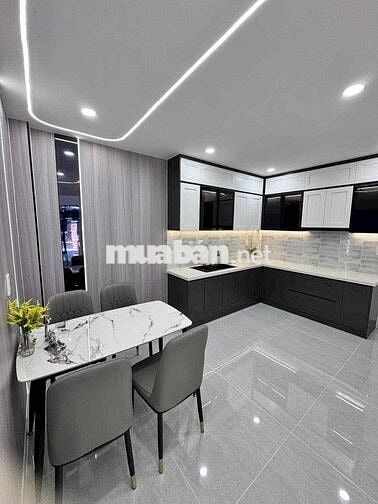 5Tầng,Âu Dương Lân,5Phòng Ngủ ,DTS:194m sát hẻm Xe Hơi ,Sổ Hồng Riêng