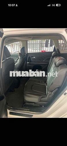 Hyundai Stargazer 7 chỗ Trắng Xăng