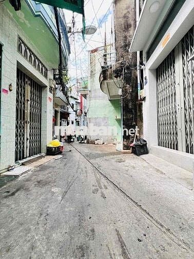 CHO THUÊ NHÀ HẺM 231 BÌNH TIÊN-QUẬN 6
