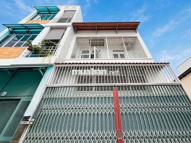 CHỈ 120TR/M NHÀ CHÍNH CHỦ XÂY KIÊN SÁT MẶT TIỀN HẺM TRỨỚC NHÀ RỘNG RAI