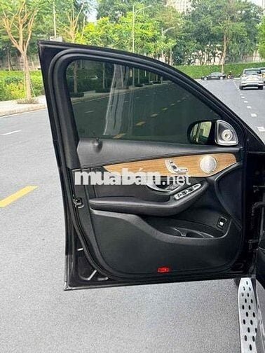 Mercedes GLC250 4Matic 2019 Đen SUV Tự động Xăng