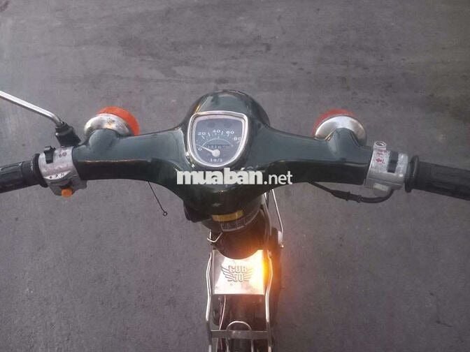Honda Super Cub 81 Xanh rêu Xăng