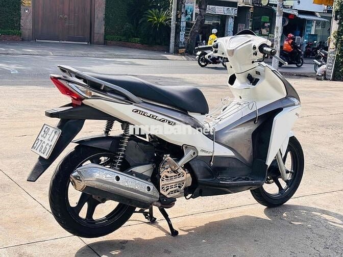 Honda Air Blade FI 2012 Trắng Zin êm