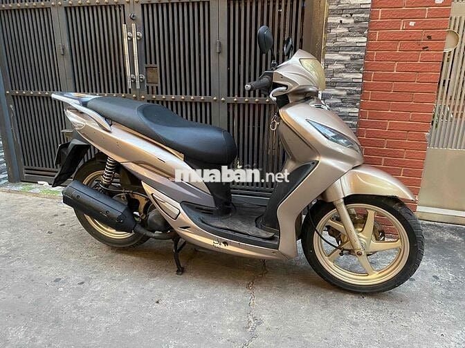 SYM Shark 170 Vàng đồng, xe nghiêm chỉnh