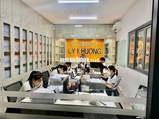 Cho Thuê Biệt Thự Nguyễn Văn Trỗi  ngang 8m – Phú Nhuận | 9 Phòng