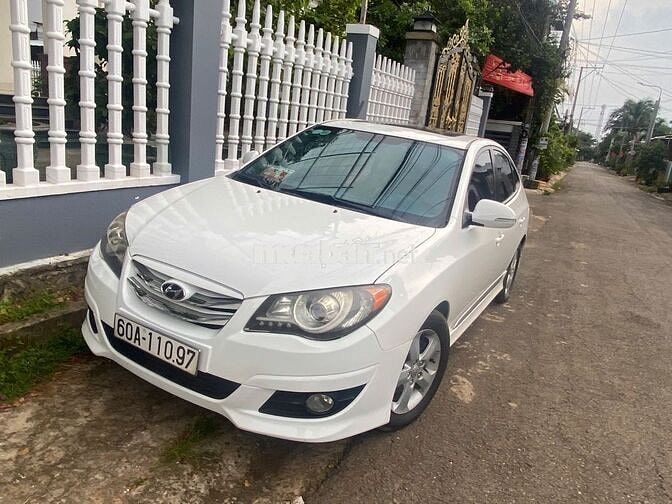 Hyundai Avante 2012 số tự động Trắng