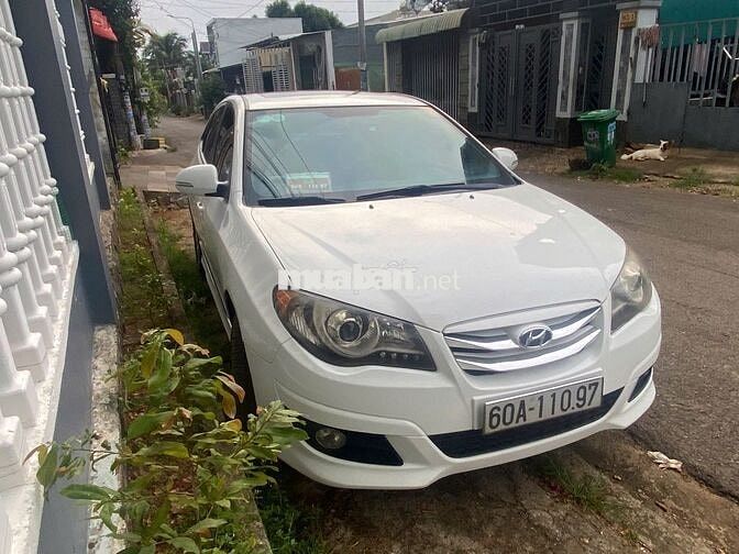 Hyundai Avante 2012 số tự động Trắng
