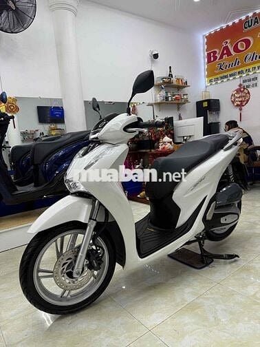 Honda SH125 CBS Trắng cuối 2024 Lướt