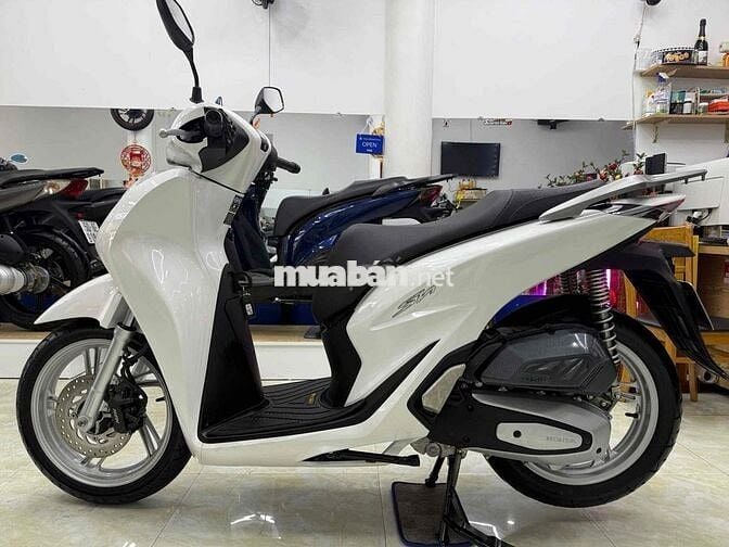 Honda SH125 CBS Trắng cuối 2024 Lướt