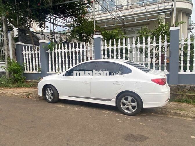 Hyundai Avante 2012 số tự động Trắng