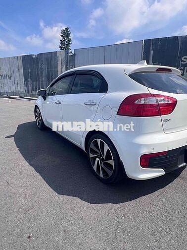 KIA RIO Hatchback full 2015 Trắng 57227 km