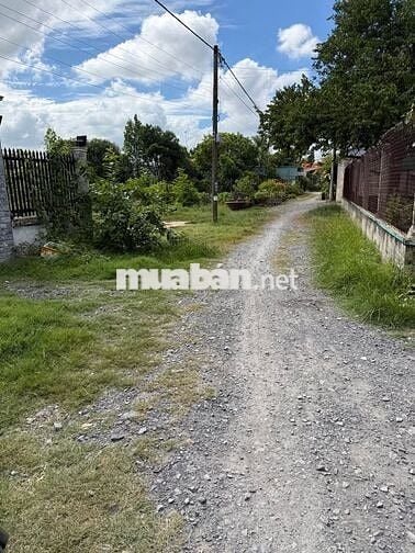 Nuôi con học bán gấp 139m² giá 450triệu đường Gia Huỳnh phường Gia Lộc