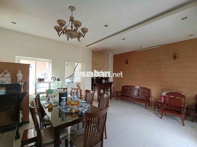 Bán nhà mặt tiền kinh doanh view Bờ Kè Thống Nhất Đồng Nai chủ ngộp ba