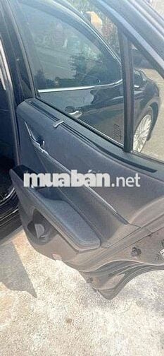 Toyota Camry 2.5Q Đen 5 chỗ 1 đời chủ cần bán