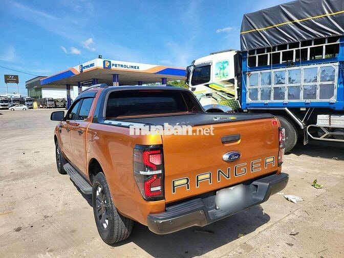 Ford Ranger Wildtrak 2017 Dầu màu Cam