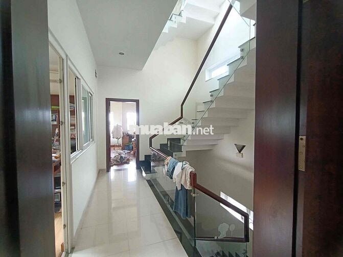 Bán nhà mặt tiền kinh doanh view Bờ Kè Thống Nhất Đồng Nai chủ ngộp ba