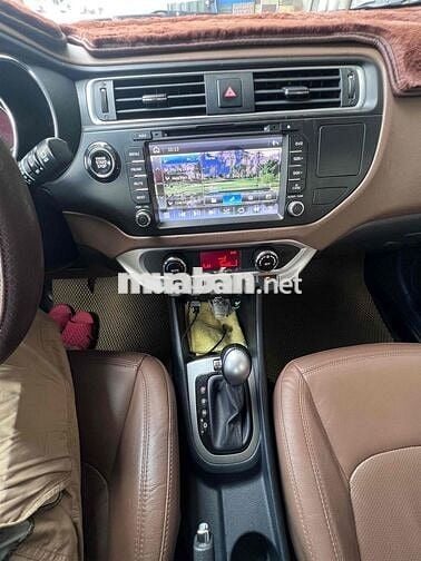 KIA RIO Hatchback full 2015 Trắng 57227 km