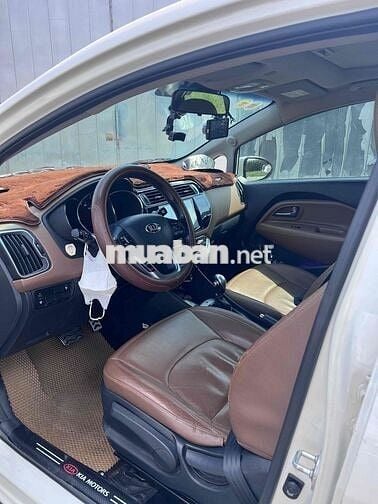 KIA RIO Hatchback full 2015 Trắng 57227 km