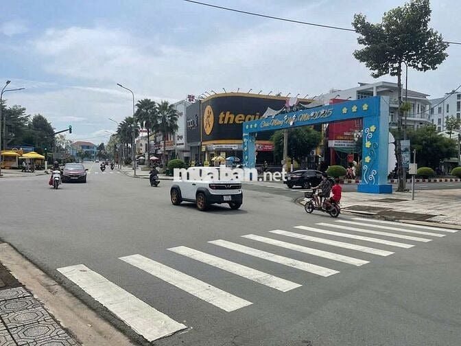 Đất TC TT Tp Tân Uyên, rẻ hơn thị trường 1tr/m2, DT 3640m2