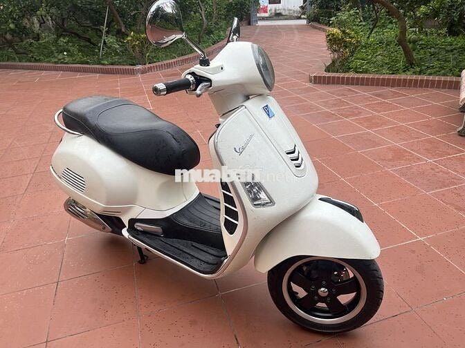 Piaggio Vespa GTS Trắng Xe tay ga