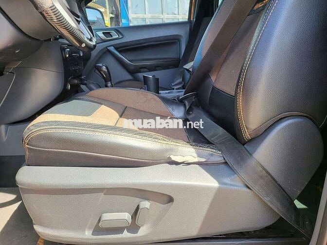 Ford Ranger Wildtrak 2017 Dầu màu Cam